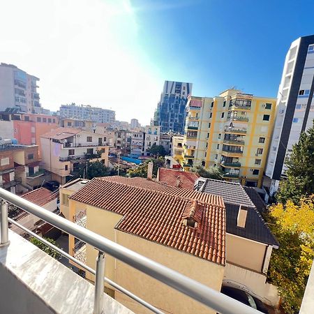 Sunlit House City Center Tirana Exteriör bild